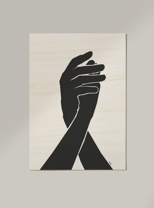Wood print, Veggplate i tre med svart trykk. Hender som holder hverandre.